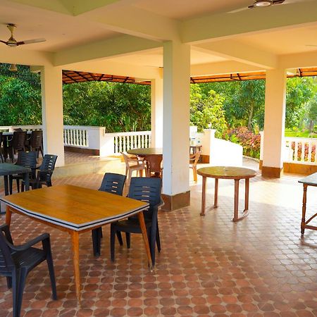 Bana The Wild Waters Hotel Muduvadi Exterior photo