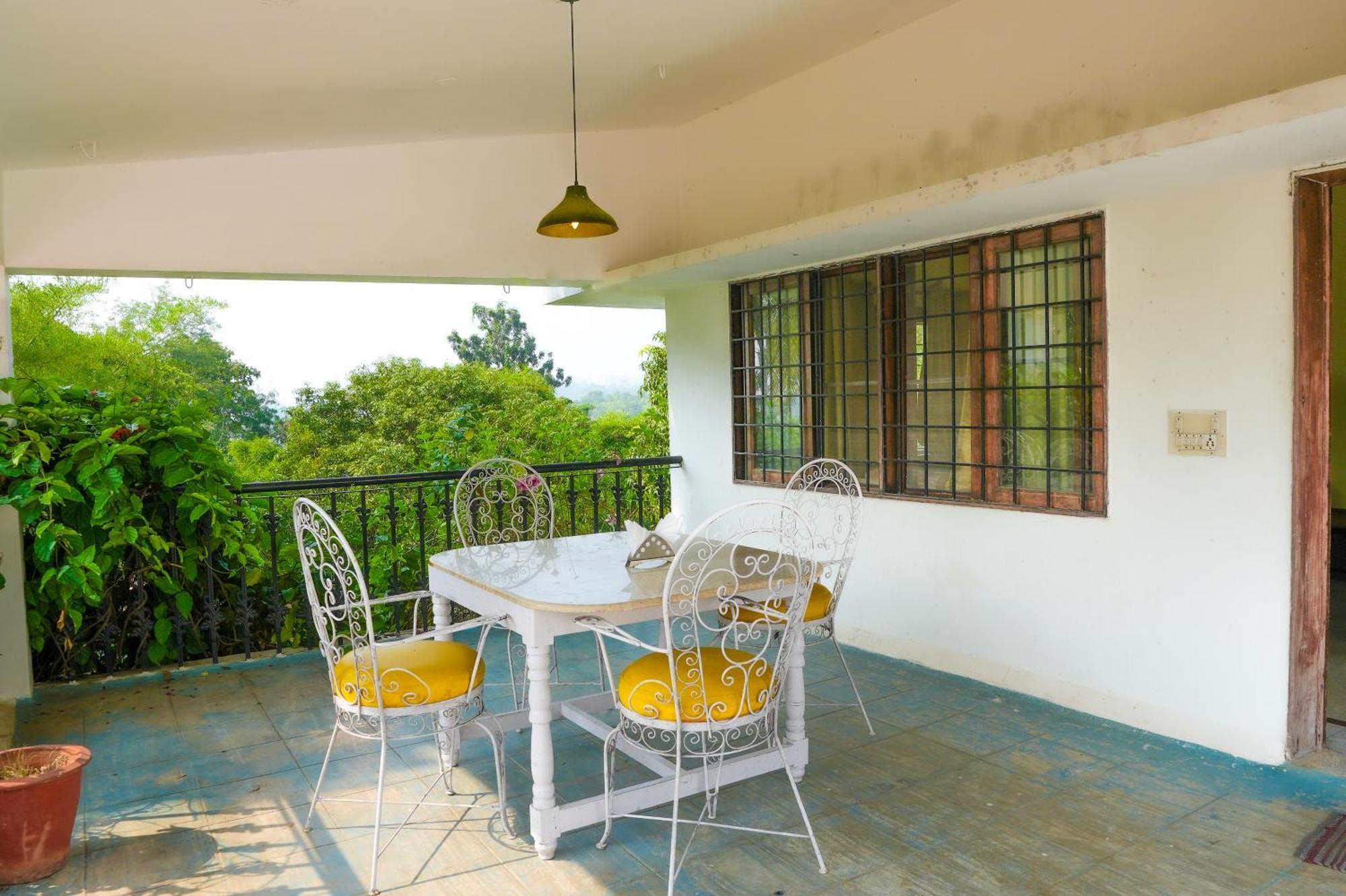Bana The Wild Waters Hotel Muduvadi Exterior photo