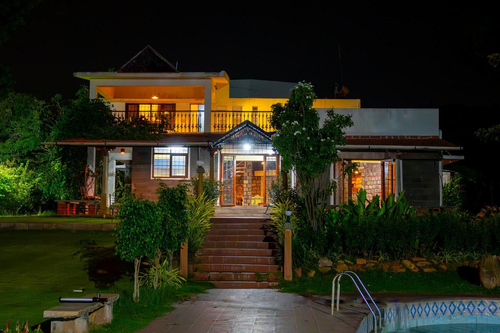 Bana The Wild Waters Hotel Muduvadi Exterior photo